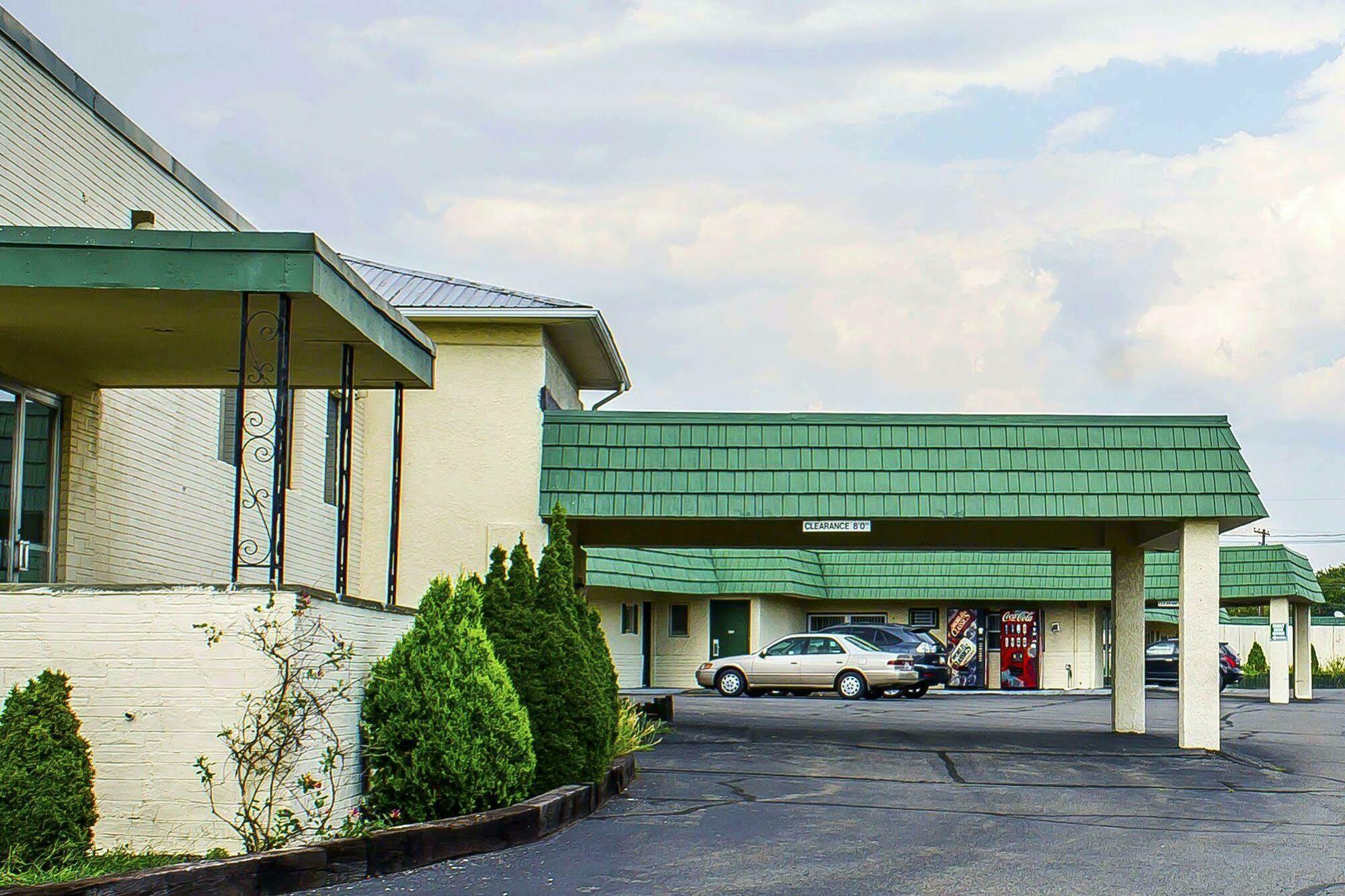 Rodeway Inn Moosic - Scranton Εξωτερικό φωτογραφία